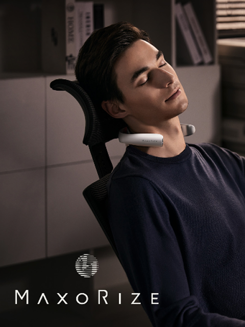 Product showcase image 3